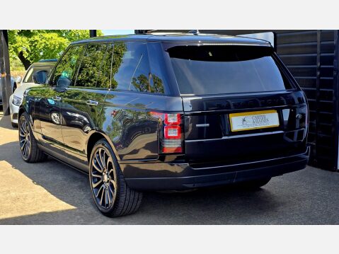 Land Rover Range Rover 3.0 TD V6 Autobiography SUV 5dr Diesel Auto 4WD Euro 6 (s/s) (258 ps) 8