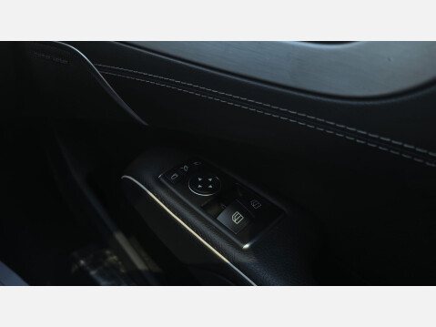 Mercedes-Benz SL Series 4.7 SL500 AMG Sport Convertible 2dr Petrol G-Tronic Euro 6 (s/s) (435 ps) 25
