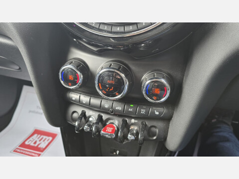 Mini Hatch 1.5 Cooper Exclusive Hatchback 5dr Petrol Manual Euro 6 (s/s) (136 ps) 19