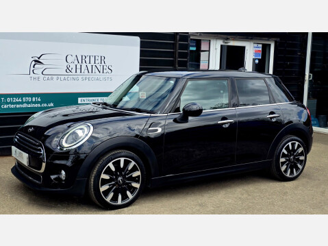 Mini Hatch 1.5 Cooper Exclusive Hatchback 5dr Petrol Manual Euro 6 (s/s) (136 ps) 1