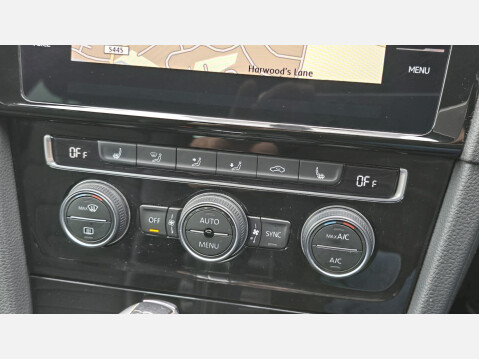 Volkswagen Golf 2.0 TSI R Hatchback 3dr Petrol DSG 4Motion Euro 6 (s/s) (300 ps) 19
