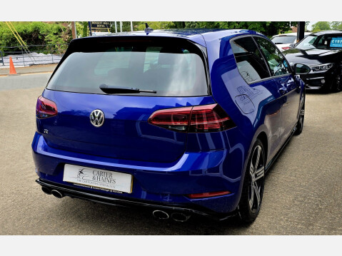 Volkswagen Golf 2.0 TSI R Hatchback 3dr Petrol DSG 4Motion Euro 6 (s/s) (300 ps) 6