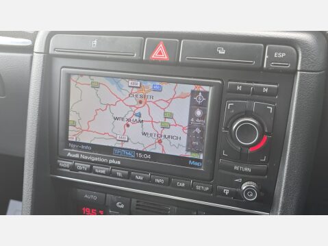 Audi A4 4.2 Saloon 4dr Petrol Manual quattro (322 g/km, 344 bhp) 14