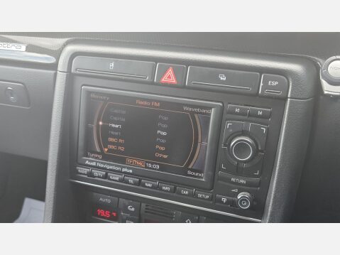 Audi A4 4.2 Saloon 4dr Petrol Manual quattro (322 g/km, 344 bhp) 15