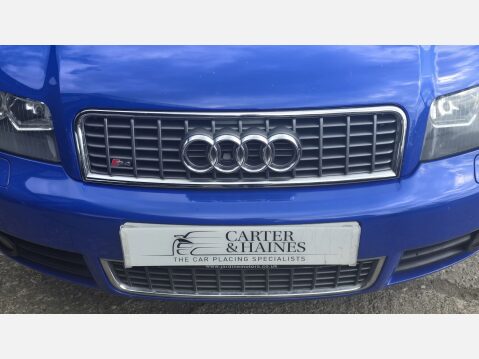 Audi A4 4.2 Saloon 4dr Petrol Manual quattro (322 g/km, 344 bhp) 32