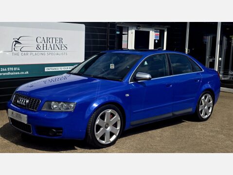Audi A4 4.2 Saloon 4dr Petrol Manual quattro (322 g/km, 344 bhp) 2