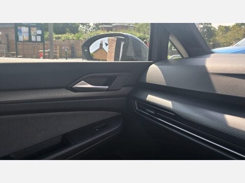 Volkswagen Golf 1.5 TSI R-Line Hatchback 5dr Petrol Manual Euro 6 (s/s) (130 ps) 25
