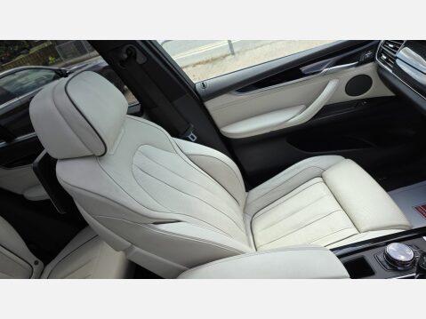 BMW X5 3.0 M50d SUV 5dr Diesel Auto xDrive Euro 6 (s/s) (381 ps) 13