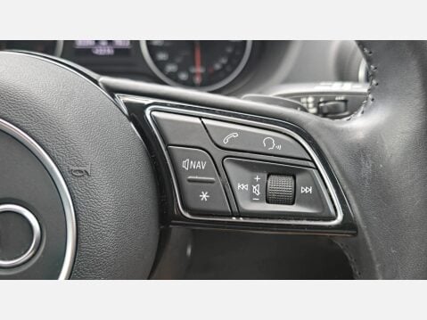 Audi Q2 1.6 TDI Sport SUV 5dr Diesel S Tronic Euro 6 (s/s) (116 ps) 15