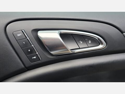 Porsche Cayenne 3.0 V6 E-Hybrid S Platinum Edition SUV 5dr Petrol Plug-in Hybrid TiptronicS 22