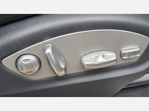 Porsche Cayenne 3.0 V6 E-Hybrid S Platinum Edition SUV 5dr Petrol Plug-in Hybrid TiptronicS 26