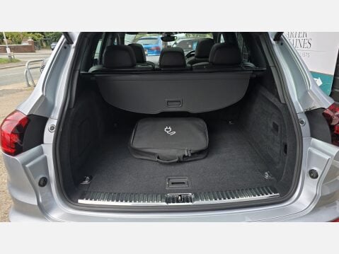 Porsche Cayenne 3.0 V6 E-Hybrid S Platinum Edition SUV 5dr Petrol Plug-in Hybrid TiptronicS 30
