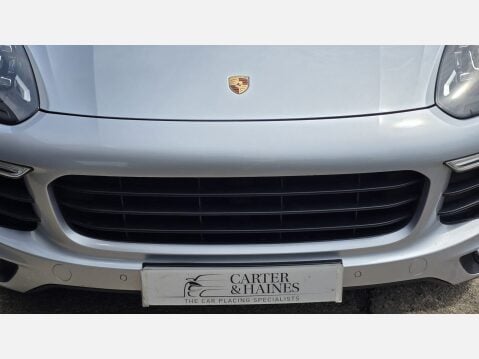 Porsche Cayenne 3.0 V6 E-Hybrid S Platinum Edition SUV 5dr Petrol Plug-in Hybrid TiptronicS 34