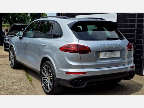 Porsche Cayenne 3.0 V6 E-Hybrid S Platinum Edition SUV 5dr Petrol Plug-in Hybrid TiptronicS 6