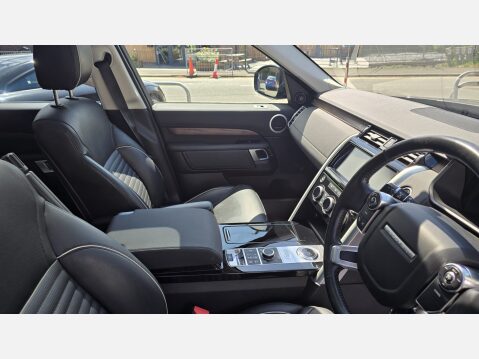 Land Rover Discovery 3.0 TD V6 HSE SUV 5dr Diesel Auto 4WD Euro 6 (s/s) (258 ps) 9