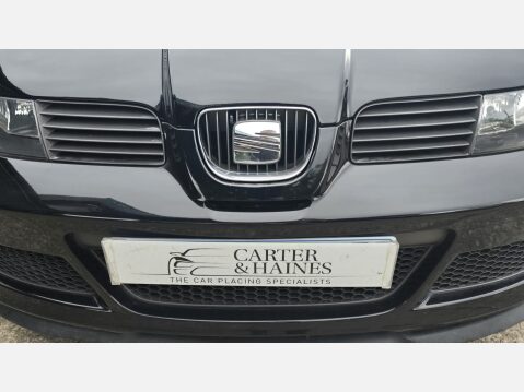 SEAT Leon 1.8 20v Cupra R Hatchback 5dr Petrol Manual (211 g/km, 222 bhp) 31