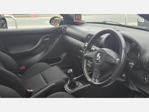 SEAT Leon 1.8 20v Cupra R Hatchback 5dr Petrol Manual (211 g/km, 222 bhp) 10