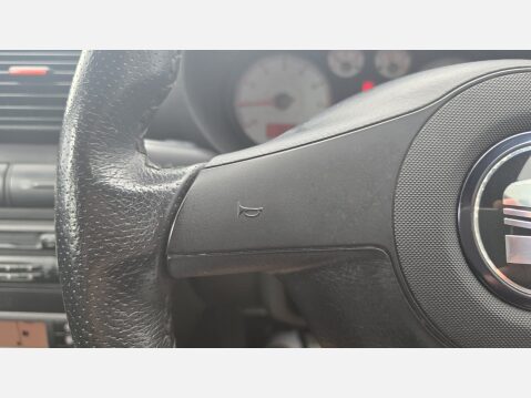 SEAT Leon 1.8 20v Cupra R Hatchback 5dr Petrol Manual (211 g/km, 222 bhp) 15