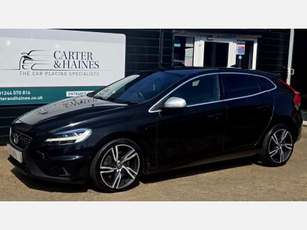 Volvo V40 2.0 D4 R-Design Pro Hatchback 5dr Diesel Auto Euro 6 (s/s) (190 ps)