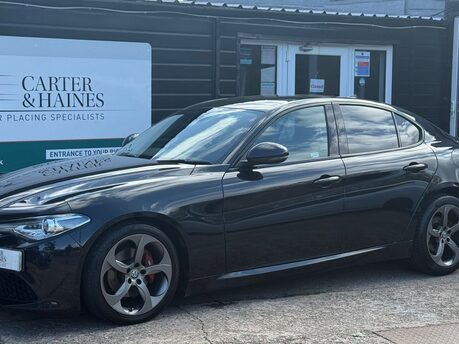 Alfa Romeo Giulia Alfa Romeo Giulia 2.2 TD Speciale Saloon 4dr Diesel Auto Euro 6 (s/s) (180 