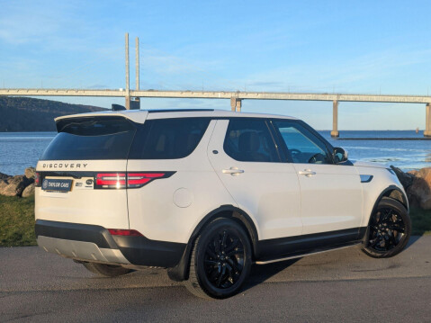 Land Rover Discovery 3.0 TD V6 HSE Auto 4WD Euro 6 (s/s) 5dr 7