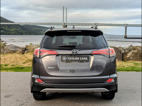 Toyota Rav4 6