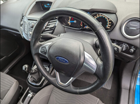 Ford Fiesta 1.25 Zetec Euro 5 5dr 11
