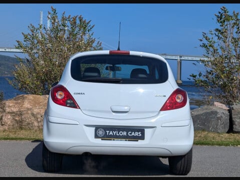 Vauxhall Corsa 1.0 ecoFLEX 12V Excite Euro 5 3dr 6