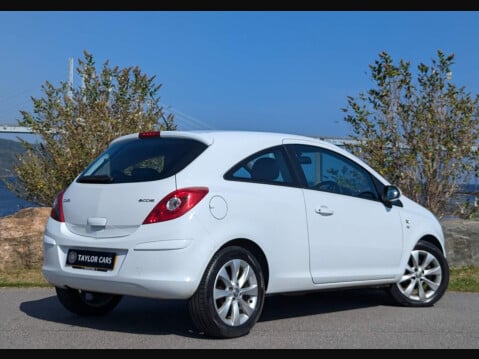 Vauxhall Corsa 1.0 ecoFLEX 12V Excite Euro 5 3dr 7