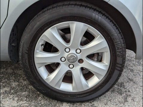 Vauxhall Meriva 1.7 CDTi SE Auto Euro 5 5dr 22
