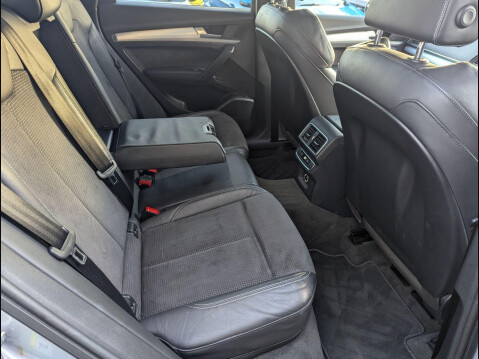 Audi Q5 2.0 TDI 40 S line S Tronic quattro Euro 6 (s/s) 5dr 27