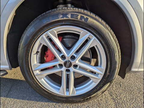 Audi Q5 2.0 TDI 40 S line S Tronic quattro Euro 6 (s/s) 5dr 40