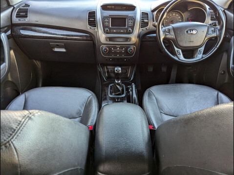 Kia Sorento 2.2 CRDi KX-2 AWD Euro 5 5dr 21