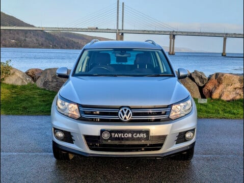 Volkswagen Tiguan 2.0 TDI BlueMotion Tech SE 4WD Euro 5 (s/s) 5dr 2
