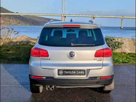 Volkswagen Tiguan 2.0 TDI BlueMotion Tech SE 4WD Euro 5 (s/s) 5dr 6