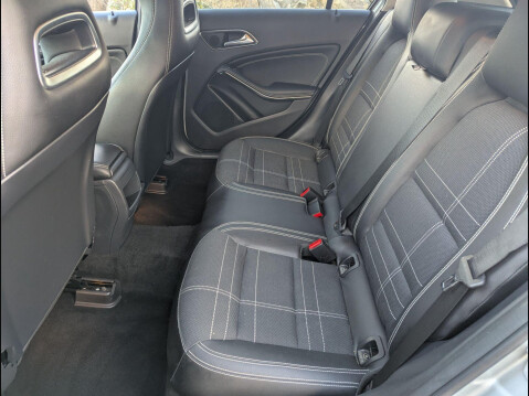 Mercedes-Benz A Class 1.6 A180 Sport Euro 6 (s/s) 5dr 14