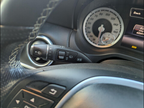 Mercedes-Benz A Class 1.6 A180 Sport Euro 6 (s/s) 5dr 26