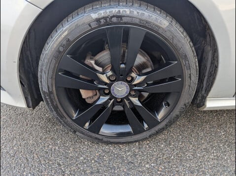 Mercedes-Benz A Class 1.6 A180 Sport Euro 6 (s/s) 5dr 29