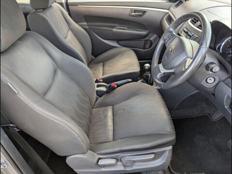 Suzuki Swift 1.2 SZ3 Euro 5 3dr 9