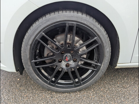 SEAT Leon TDI FR TECHNOLOGY DSG 19