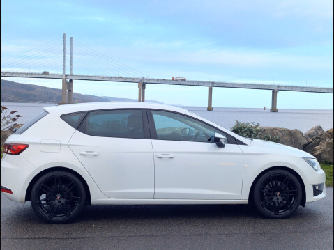 SEAT Leon TDI FR TECHNOLOGY DSG 4
