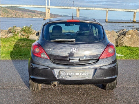 Vauxhall Corsa SXI 6