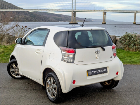 Toyota Iq VVT-I IQ2 7