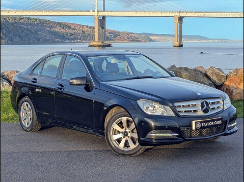 Mercedes-Benz C Class 2.1 C200 CDI Executive SE (Premium) G-Tronic+ Euro 5 (s/s) 4dr 3