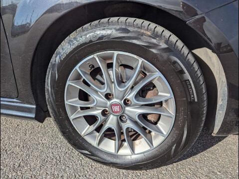 Fiat Punto 1.4 MultiAir Lounge Euro 5 (s/s) 3dr 11