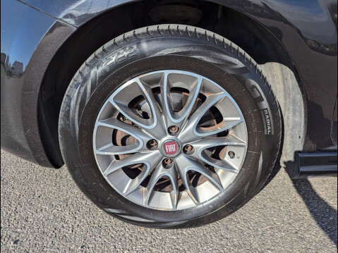 Fiat Punto 1.4 MultiAir Lounge Euro 5 (s/s) 3dr 12