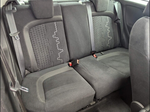 Fiat Punto 1.4 MultiAir Lounge Euro 5 (s/s) 3dr 21