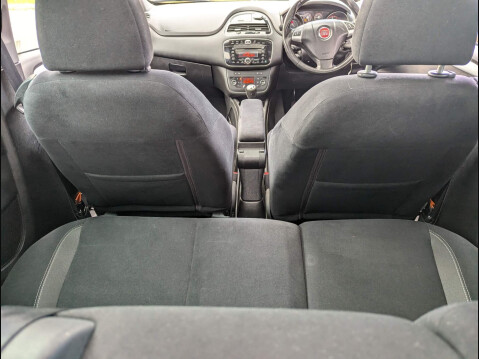 Fiat Punto 1.4 MultiAir Lounge Euro 5 (s/s) 3dr 22