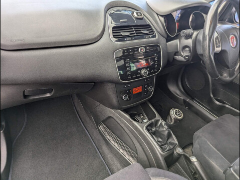 Fiat Punto 1.4 MultiAir Lounge Euro 5 (s/s) 3dr 27