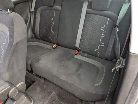 Fiat Punto 1.4 MultiAir Lounge Euro 5 (s/s) 3dr 28